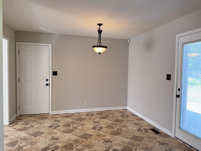 438 Kelsey Dr, Clarksville, TN 37042