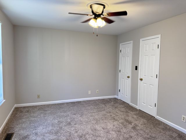 438 Kelsey Dr, Clarksville, TN 37042