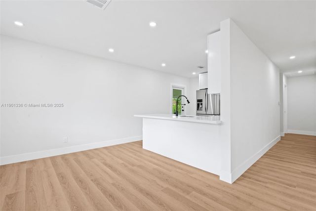 3221 Jackson Blvd, Fort Lauderdale, FL 33312