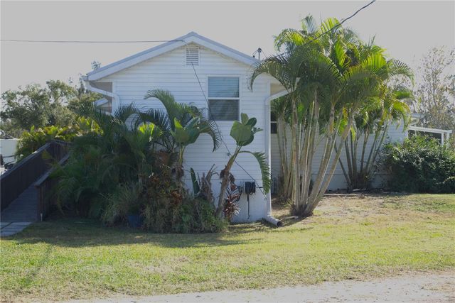 1007 77TH STREET E, Palmetto, FL 34221
