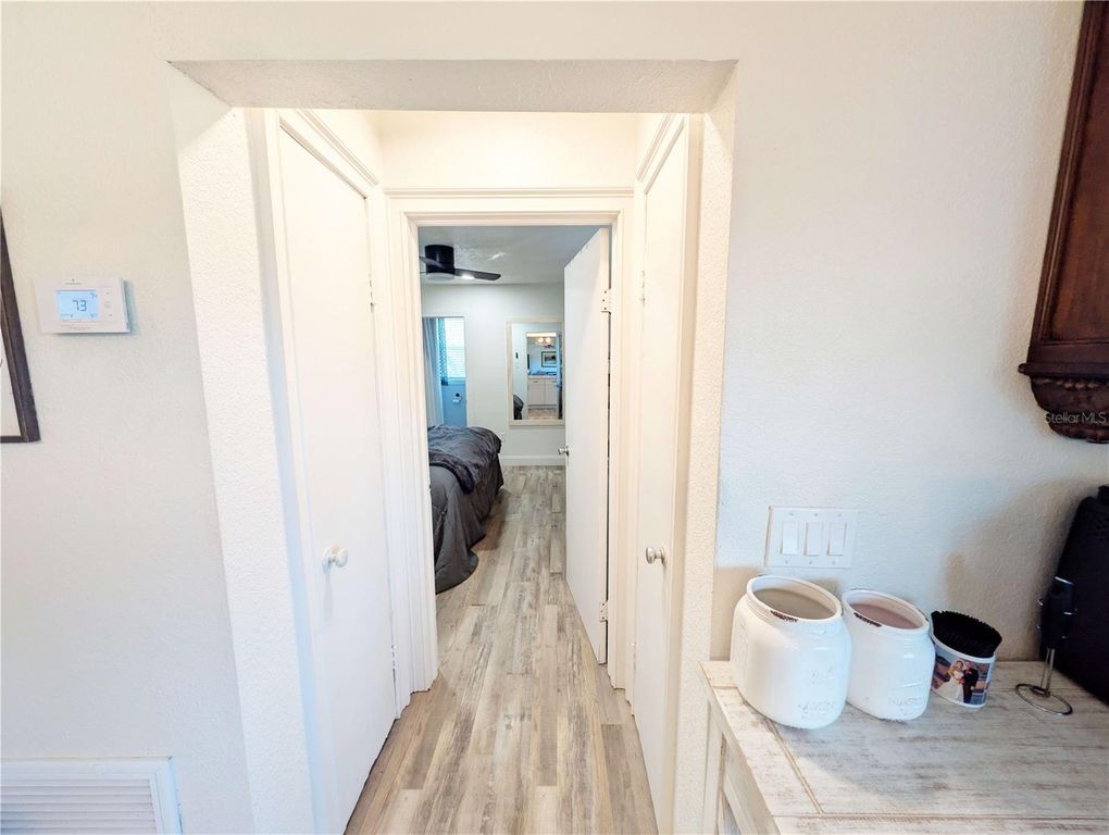 Image 20 of property listing at 1007 77TH STREET E, Palmetto, FL 34221