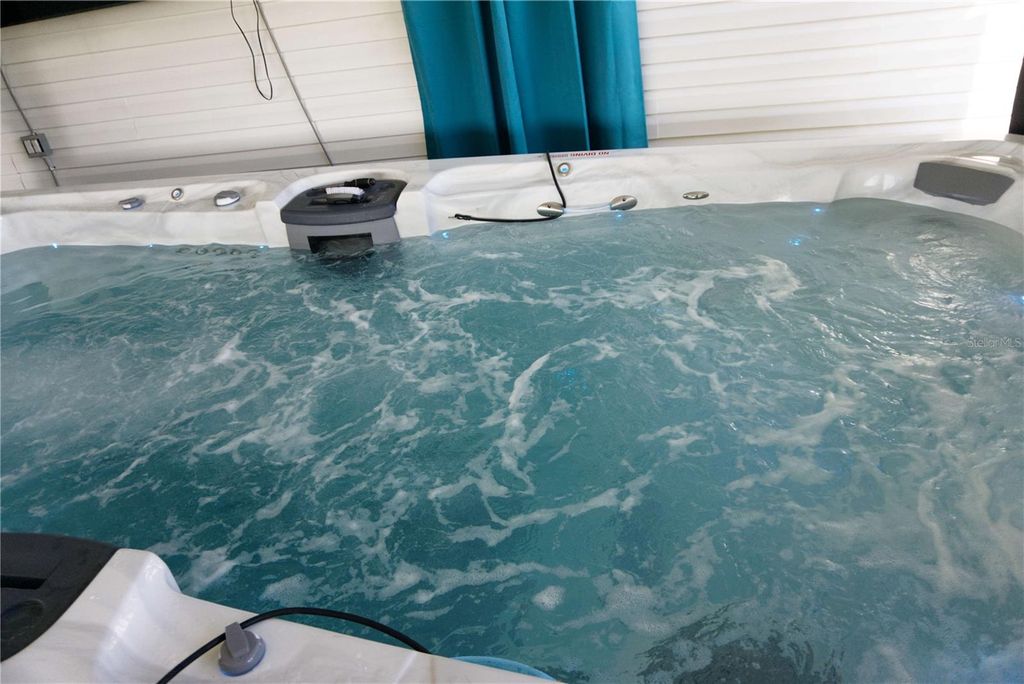 Image 24 of property listing at 1007 77TH STREET E, Palmetto, FL 34221