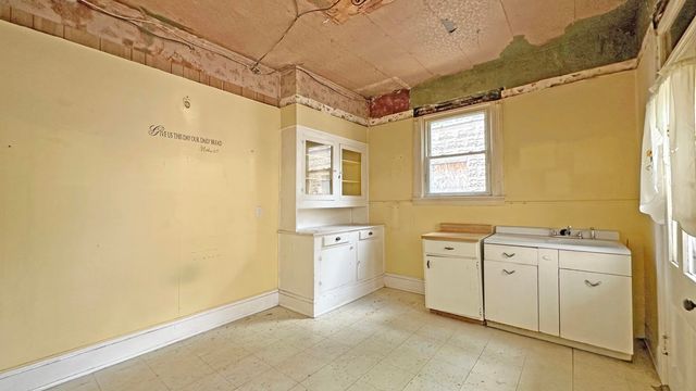 411 5th Avenue, Dayton, KY 41074