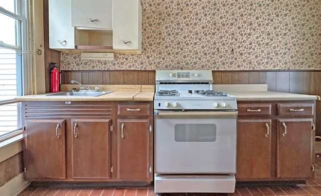 411 5th Avenue, Dayton, KY 41074