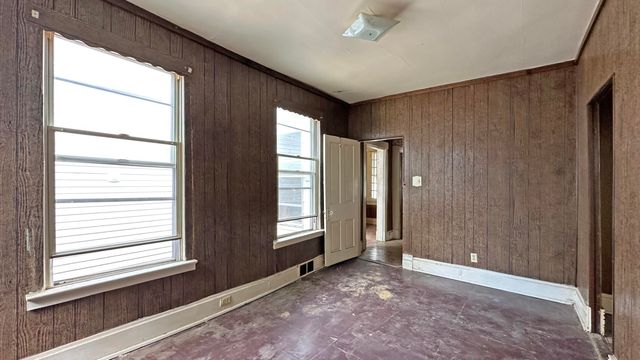 411 5th Avenue, Dayton, KY 41074
