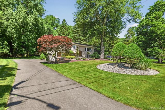 42 Sandy Brook Drive, Spring Valley, NY 10977