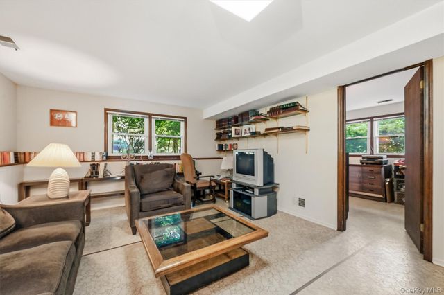42 Sandy Brook Drive, Spring Valley, NY 10977