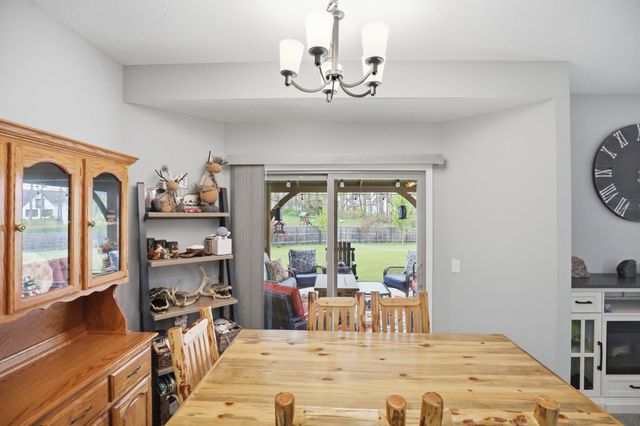 595 HIGHFIELDS Cove, Fort Wayne, IN 46845