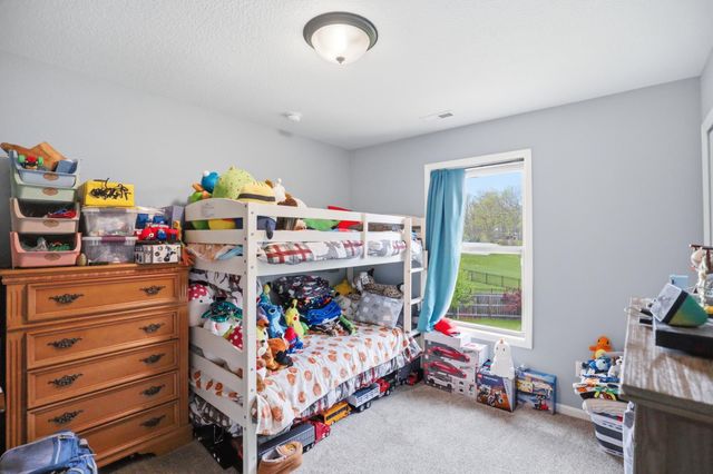 595 HIGHFIELDS Cove, Fort Wayne, IN 46845