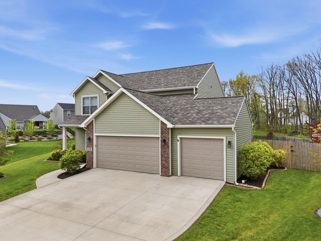595 HIGHFIELDS Cove, Fort Wayne, IN 46845