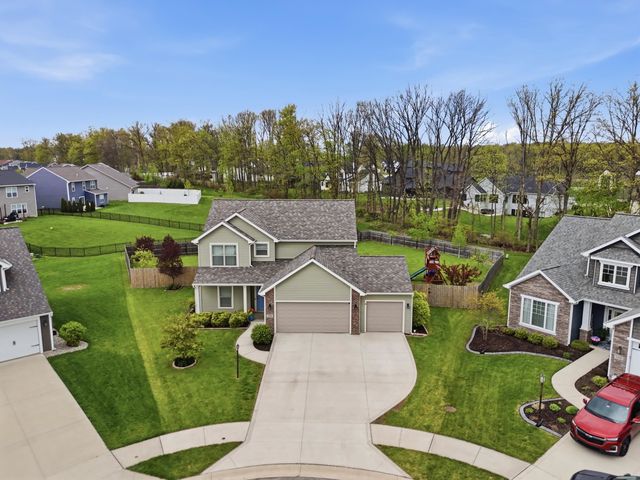 595 HIGHFIELDS Cove, Fort Wayne, IN 46845