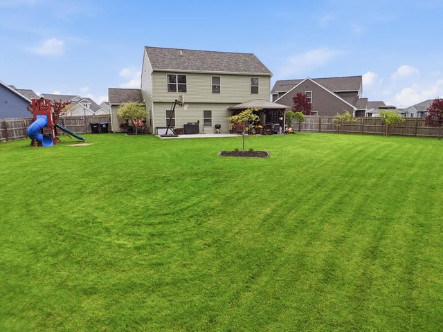 595 HIGHFIELDS Cove, Fort Wayne, IN 46845