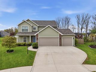 595 HIGHFIELDS Cove, Fort Wayne, IN 46845