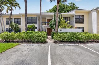 6800 Willow Wood Drive 905, Boca Raton, FL 33434