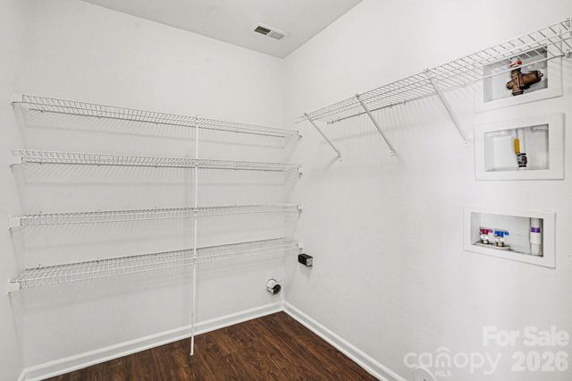 911 Swearngan Ridge Court, Charlotte, NC 28216