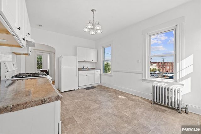 21 Walnut Street 2, Clifton, NJ 07013