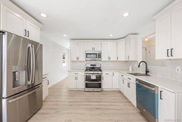 36 Musket Drive, Shirley, NY 11967