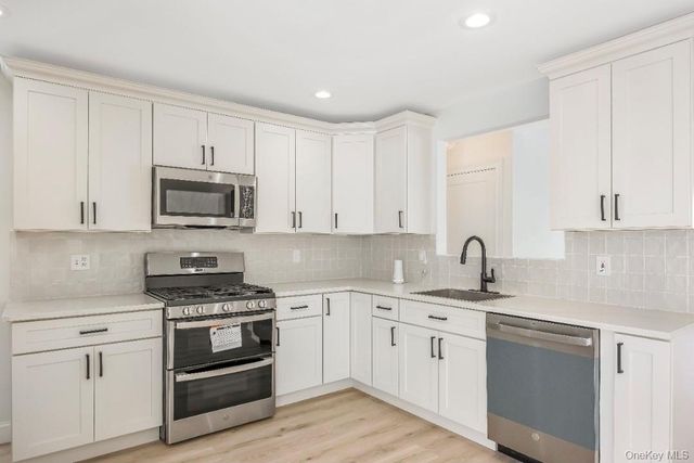 36 Musket Drive, Shirley, NY 11967