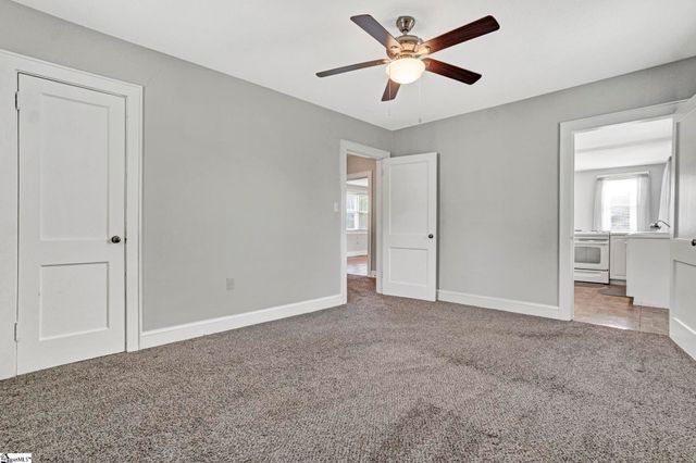 201 Pine Street, Clinton, SC 29325