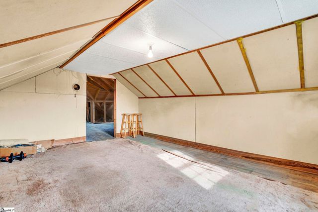 201 Pine Street, Clinton, SC 29325