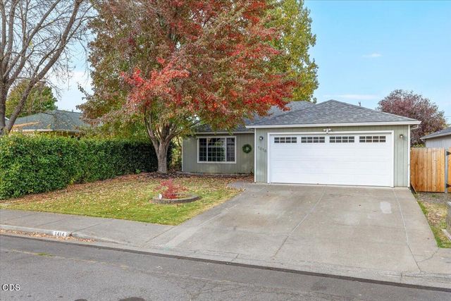 1414 Beekman Avenue, Medford, OR 97501