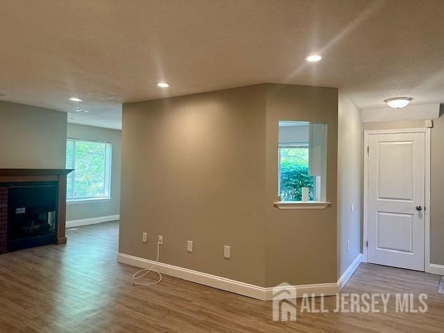 3 Farnham Square, Parlin, NJ 08859