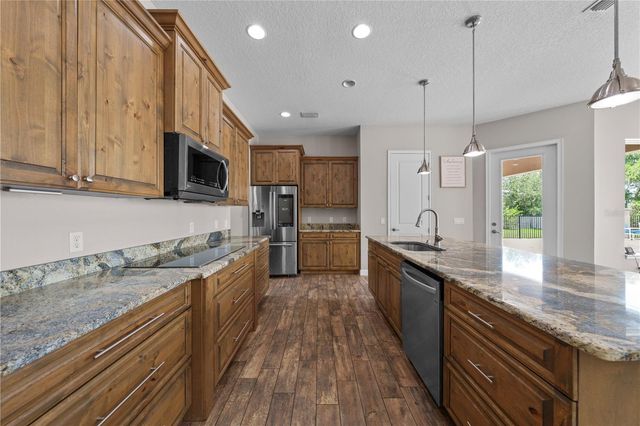 4664 HICKORY TREE LN, St Cloud, FL 34772