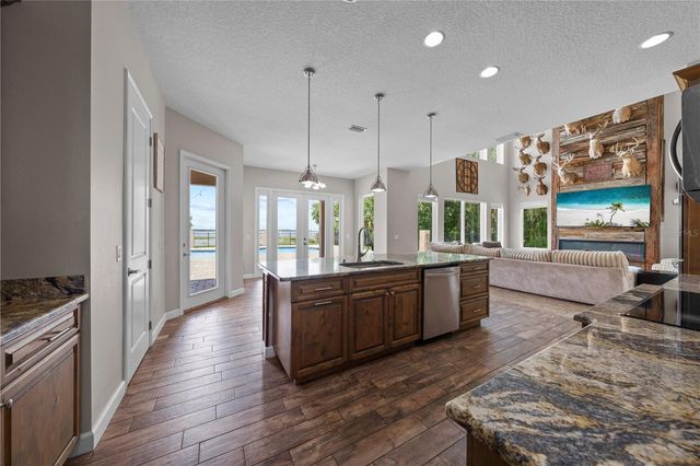 4664 HICKORY TREE LN, St Cloud, FL 34772