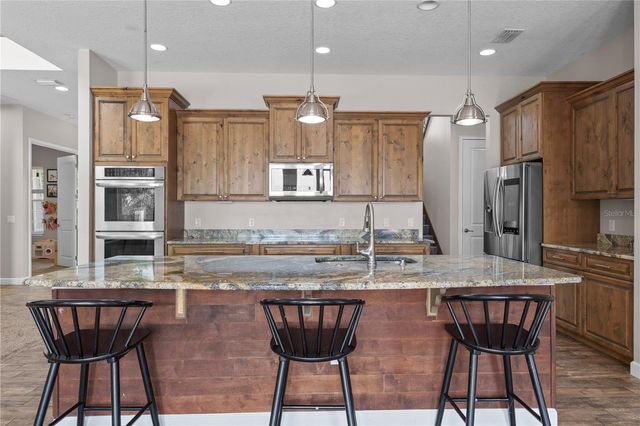 4664 HICKORY TREE LN, St Cloud, FL 34772