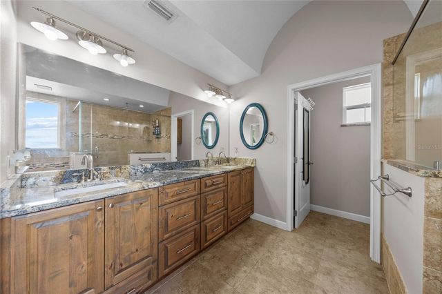 4664 HICKORY TREE LN, St Cloud, FL 34772