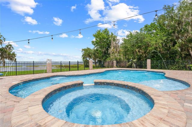 4664 HICKORY TREE LN, St Cloud, FL 34772