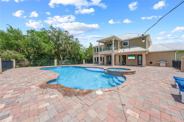 4664 HICKORY TREE LN, St Cloud, FL 34772