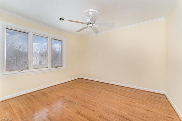 3 Folkstone Drive, Greensboro, NC 27403