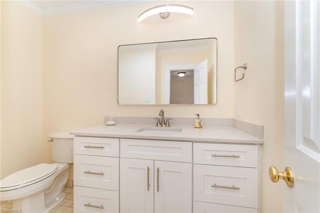 3 Folkstone Drive, Greensboro, NC 27403