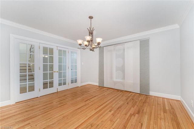 3 Folkstone Drive, Greensboro, NC 27403