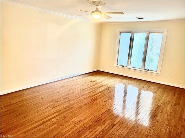 3 Folkstone Drive, Greensboro, NC 27403