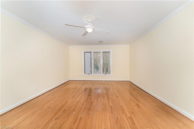 3 Folkstone Drive, Greensboro, NC 27403