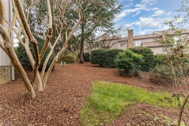 3 Folkstone Drive, Greensboro, NC 27403