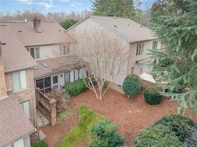 3 Folkstone Drive, Greensboro, NC 27403