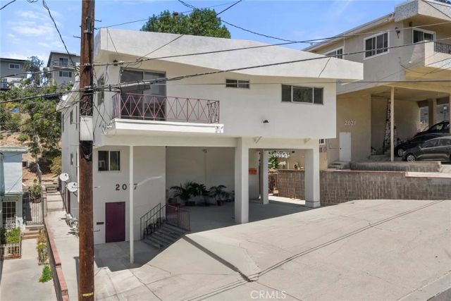 2017 Vestal Avenue, Los Angeles, CA 90026