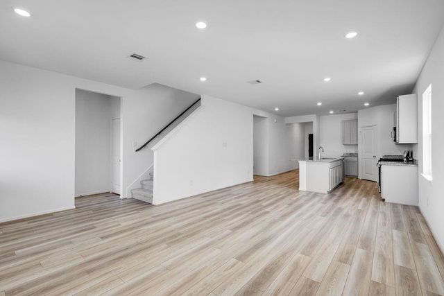 130 Daylight Crest Drive, Crosby, TX 77532