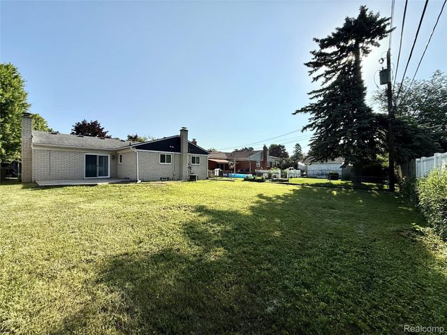 39909 Lynn Street, Canton Charter Township, MI 48187