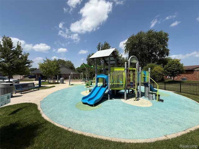 39909 Lynn Street, Canton Charter Township, MI 48187