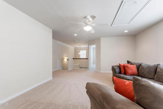 1320 Cozy Oak Avenue, Cary, NC 27519