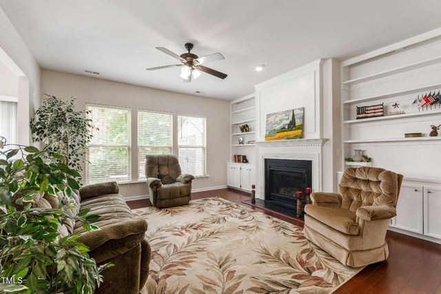 1320 Cozy Oak Avenue, Cary, NC 27519