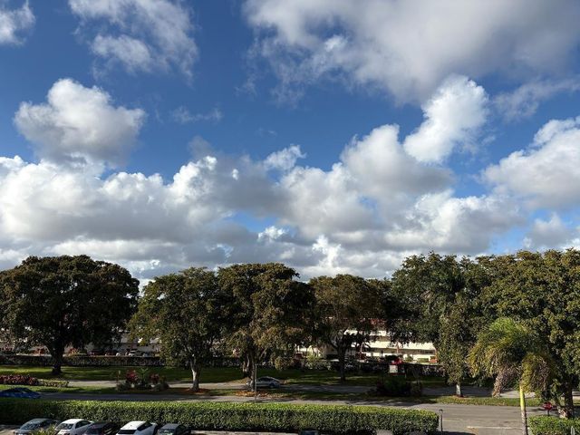 8900 Washington Boulevard 409, Pembroke Pines, FL 33025