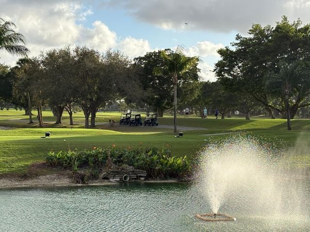 8900 Washington Boulevard 409, Pembroke Pines, FL 33025