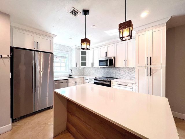 2314 Johnson Street 23D, Hollywood, FL 33020