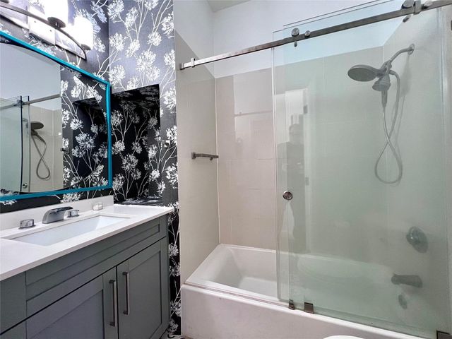 2314 Johnson Street 23D, Hollywood, FL 33020