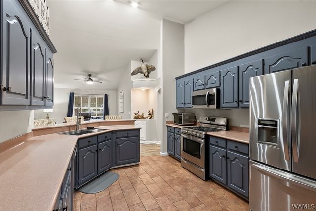 7908 Lake Sherwood, Northport, AL 35473